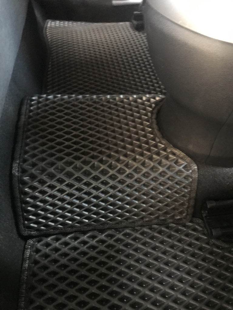 EVA mats (black) for Nissan Juke 2010-2019 - Reelken Auto