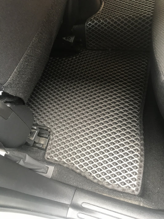 EVA Floor Mats (black) for Nissan Juke 2010-2019 - image 2