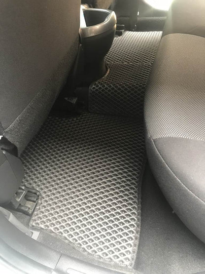 EVA mats (black) for Nissan Juke 2010-2019 - Reelken Auto