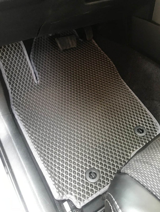 EVA mats (black) for Toyota Rav 4 2013-2018 - Reelken Auto