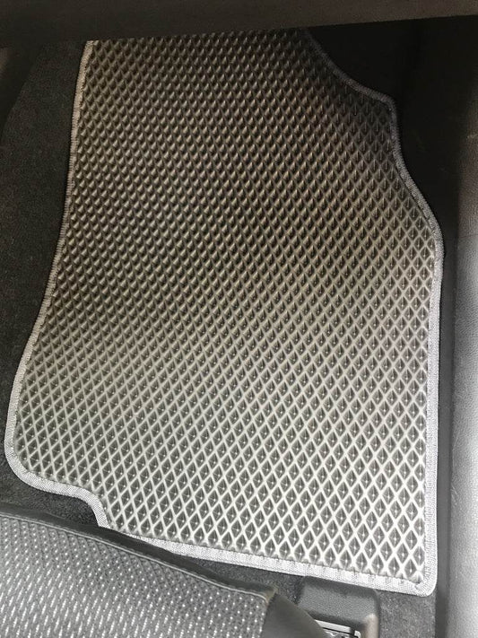 EVA mats (black) for Toyota Rav 4 2013-2018 - Reelken Auto