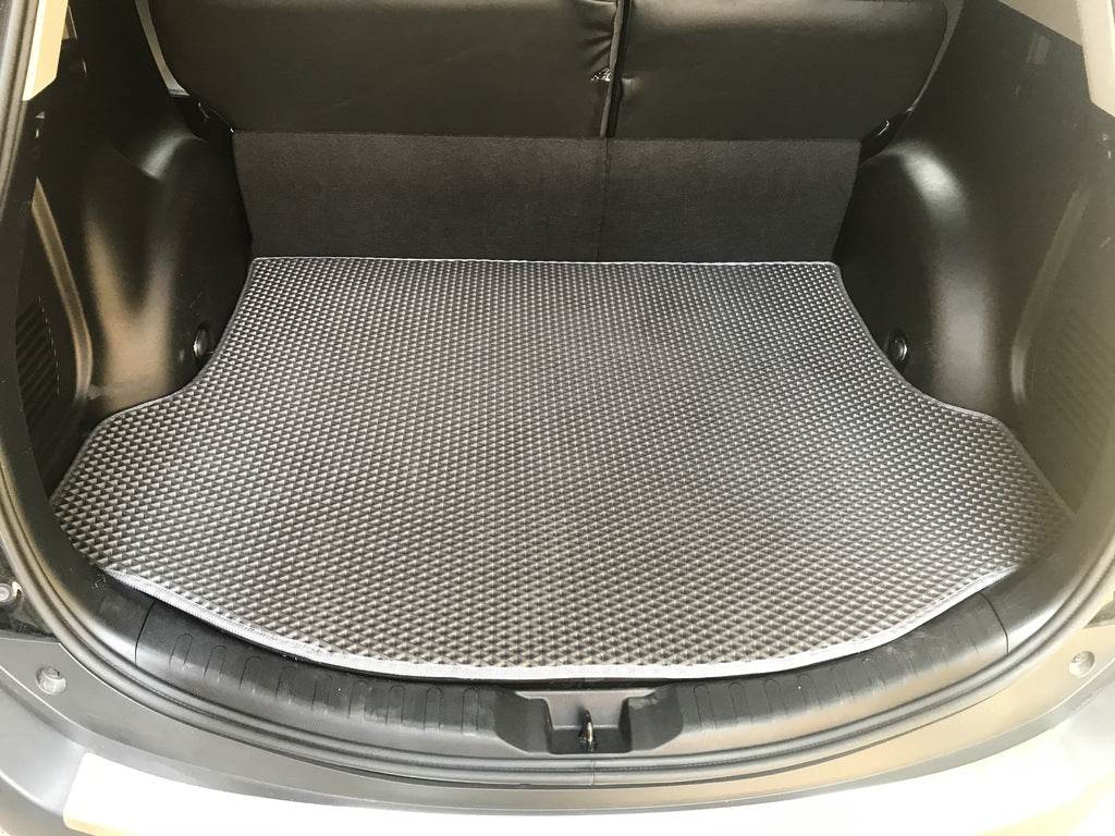 Trunk mat with rolling (EVA, black) for Toyota Rav 4 2013-2018 - Reelken Auto