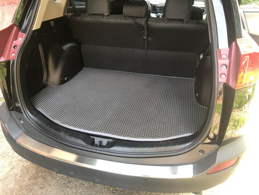 Trunk mat with rolling (EVA, black) for Toyota Rav 4 2013-2018 - Reelken Auto