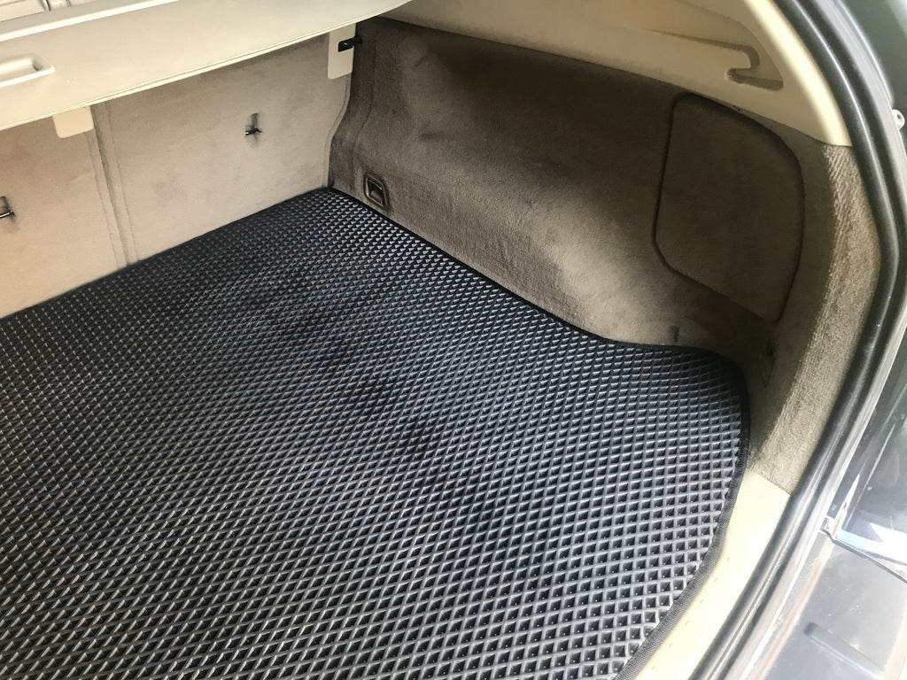 Trunk mat (EVA, black) for Volvo XC60 2009-2017 - Reelken Auto