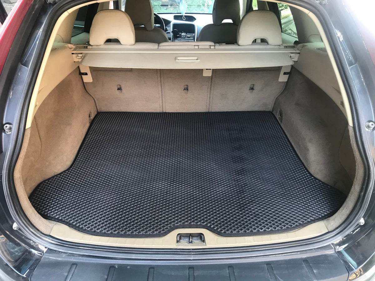 Trunk mat (EVA, black) for Volvo XC60 2009-2017 - Reelken Auto