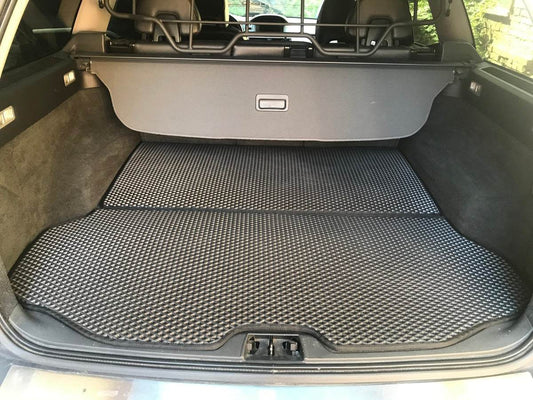 Trunk mat with 2 parts (EVA, black) for Volvo XC70 2007-2013 - Reelken Auto
