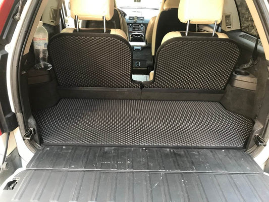 Trunk mat with 3 parts (EVA, black) for Volvo XC90 2002-2014 - Reelken Auto