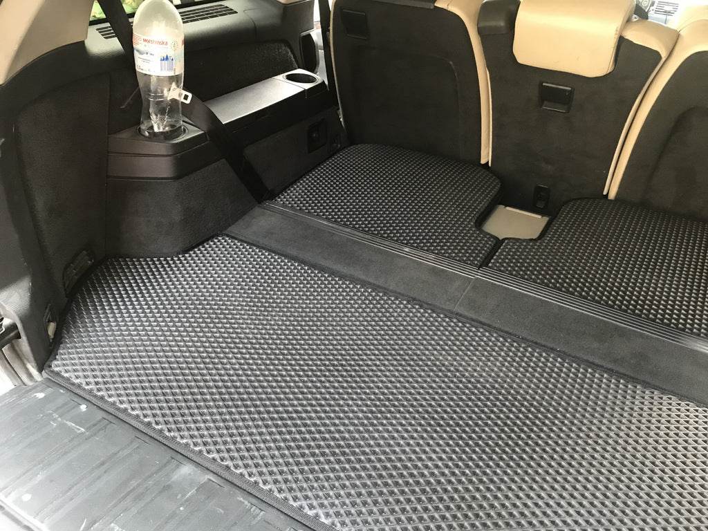 Trunk mat with 3 parts (EVA, black) for Volvo XC90 2002-2014 - Reelken Auto