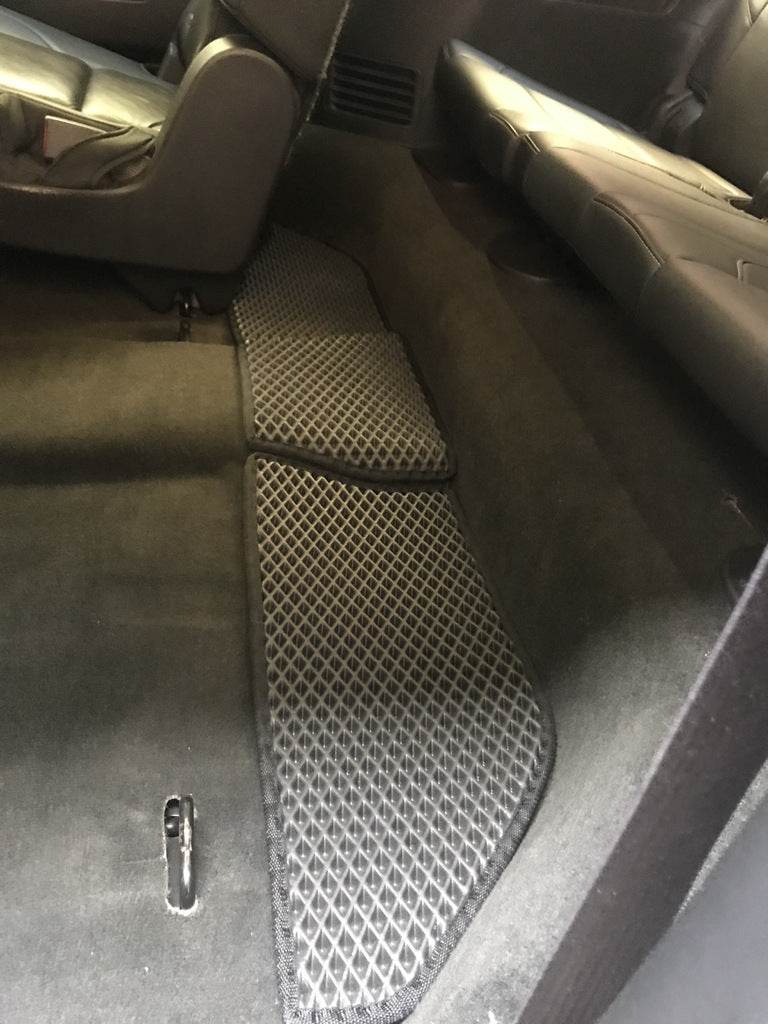 3-row polyurethane mats (EVA, black) for Chevrolet Suburban 2014-2019 - Reelken Auto