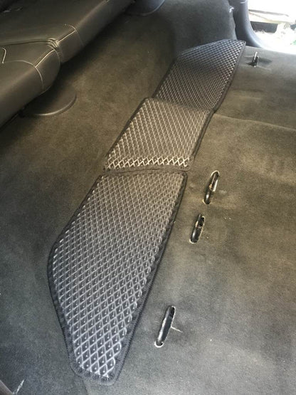 3-row polyurethane mats (EVA, black) for Chevrolet Suburban 2014-2019 - Reelken Auto