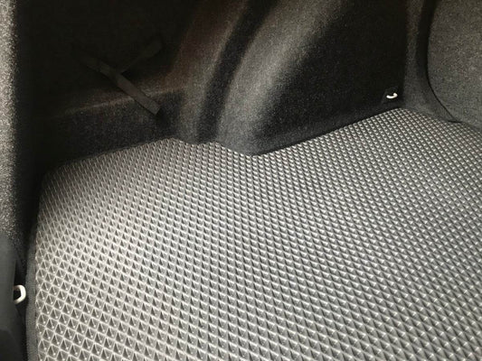 Trunk mat (EVA, black) for Volkswagen Jetta 2011-2018 - Reelken Auto