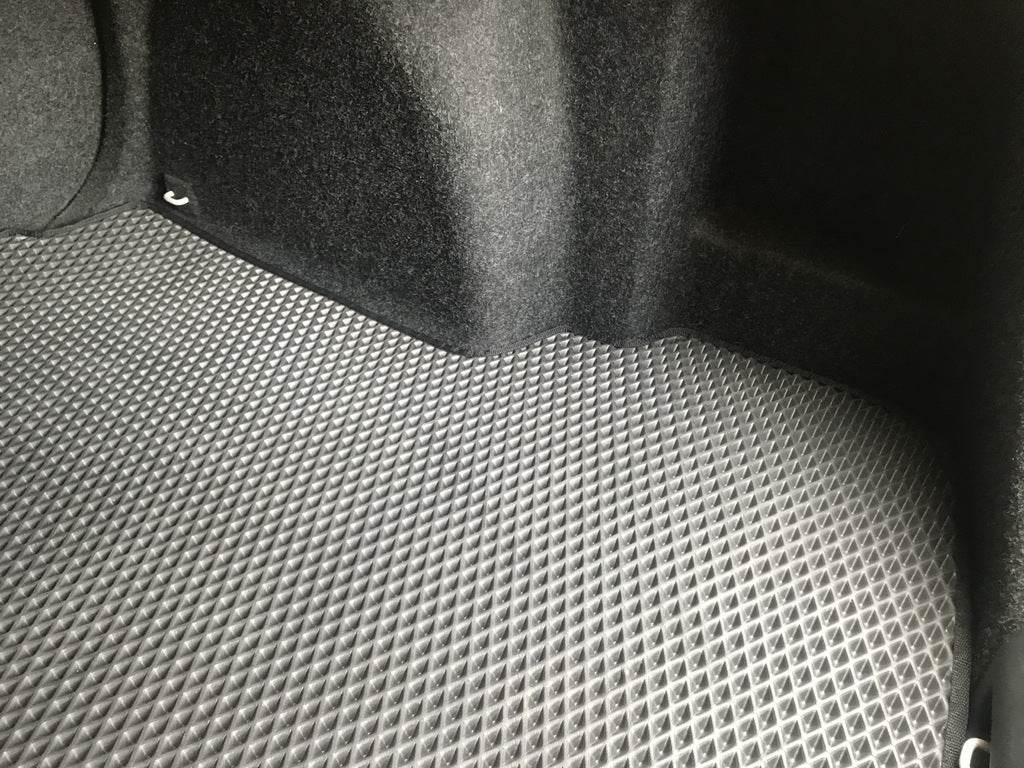 Trunk mat (EVA, black) for Volkswagen Jetta 2011-2018 - Reelken Auto