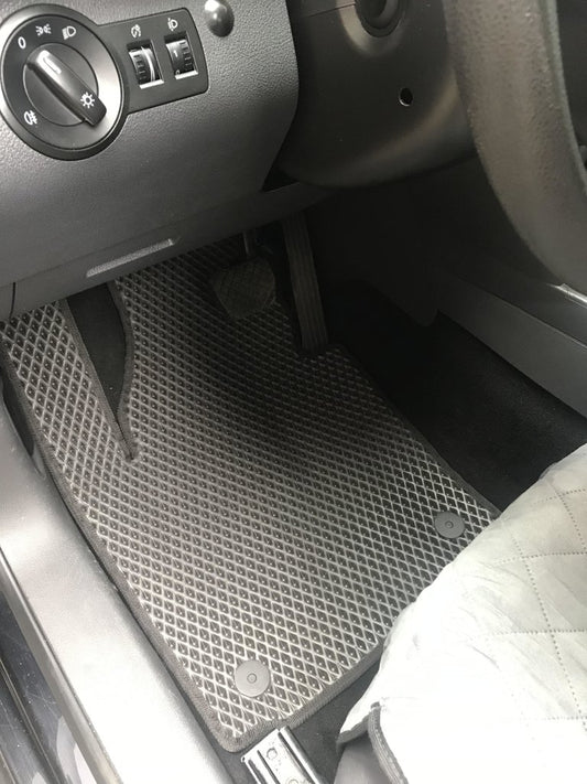 EVA Floor Mats (black) for Volkswagen Caddy 2004-2010 - image 1