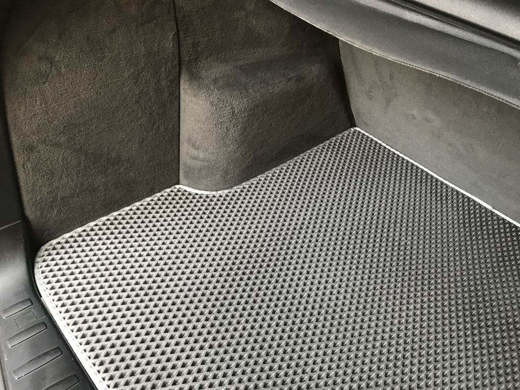 Trunk mat (EVA, black) for BMW X3 E-83 2003-2010 - Reelken Auto