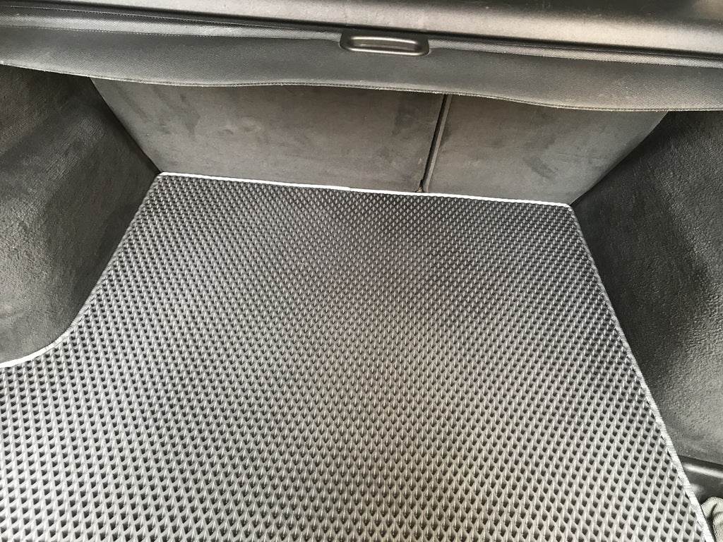 Trunk mat (EVA, black) for BMW X3 E-83 2003-2010 - Reelken Auto