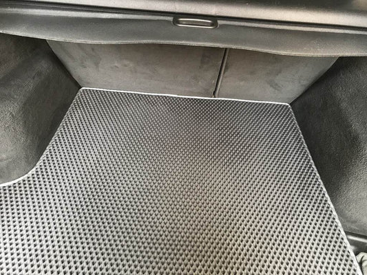 Trunk mat (EVA, black) for BMW X3 E-83 2003-2010 - Reelken Auto