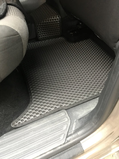 EVA Floor Mats (black) for Volkswagen Amarok 2010-2022 - image 3