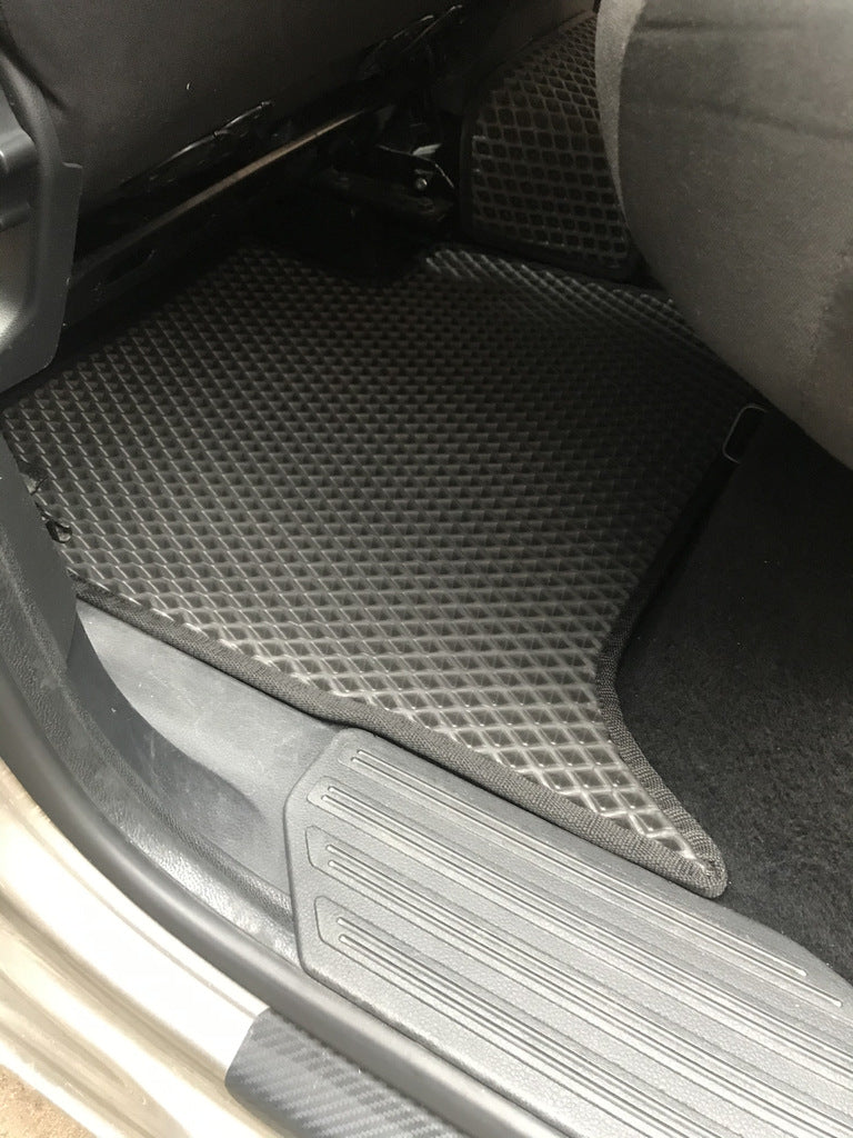 EVA Floor Mats (black) for Volkswagen Amarok 2010-2022 - image 5