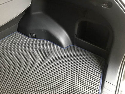 Trunk mat (EVA, black) for Toyota Rav 4 2019- - Reelken Auto