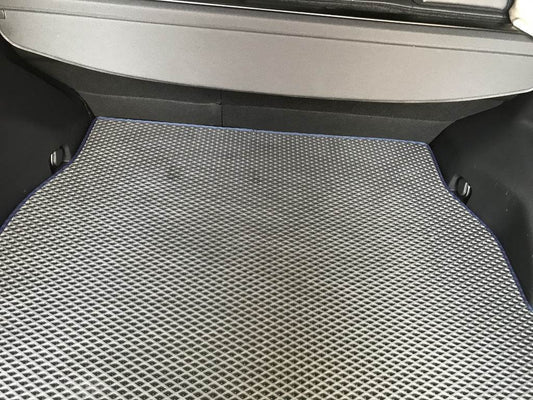 Trunk mat (EVA, black) for Toyota Rav 4 2019- - Reelken Auto