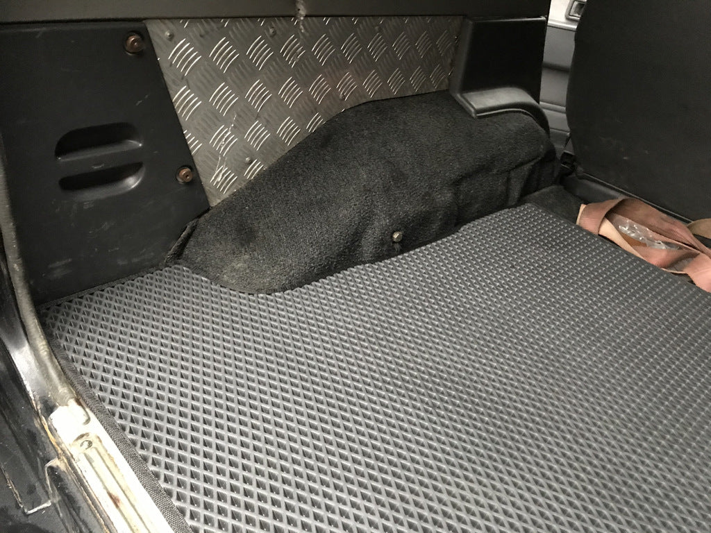 Trunk Mat Long (EVA, Black) for Nissan Patrol Y60 1988-1997 - image 4