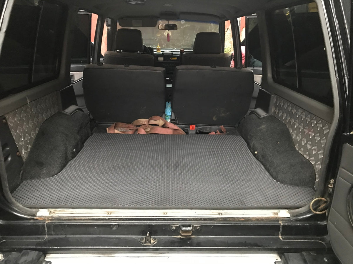 Trunk Mat Long (EVA, Black) for Nissan Patrol Y60 1988-1997 - image 1