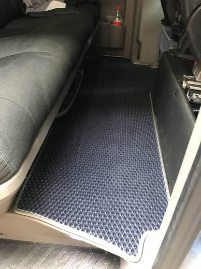 Carpets 2-row for orig. Cargo pass (EVA, black) for Volkswagen Crafter 2006-2016 - Reelken Auto
