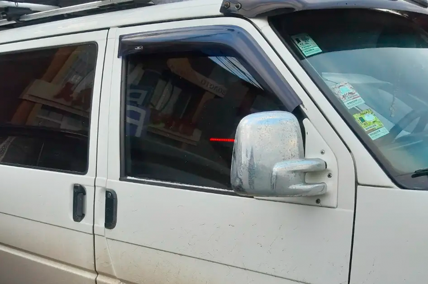 Window Deflectors (2 pcs, HIC) for Volkswagen T4 Caravelle/Multivan 1990-2003 - image 4