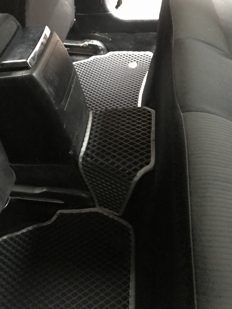 EVA Floor Mats (black) for Volkswagen Passat B5 1997-2005 - image 6