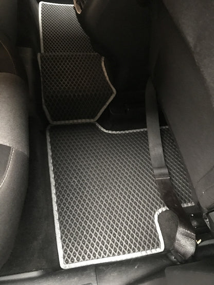 EVA Floor Mats (black) for Jeep Cherokee KL 2013- - image 3