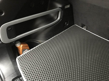 Trunk mat (EVA, black) for Jeep Cherokee KL 2013↗ - Reelken Auto