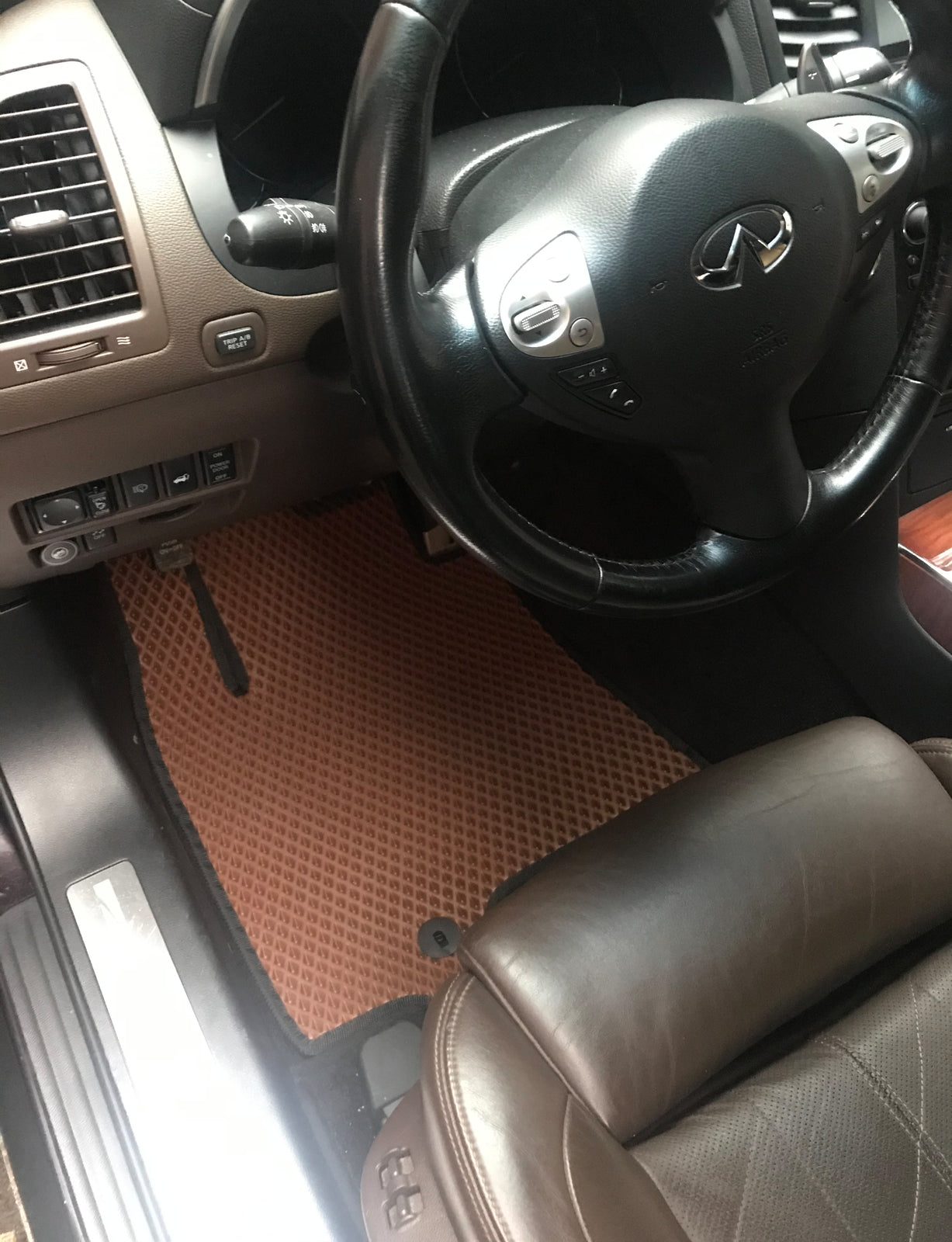 EVA Floor Mats (brick red) for Infiniti QX70 2013-2019 - image 1