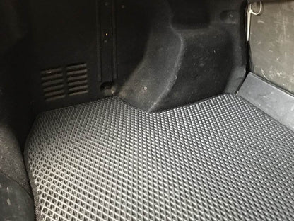 Trunk mat (EVA, black) for Chevrolet Aveo T250 2005-2011 - Reelken Auto