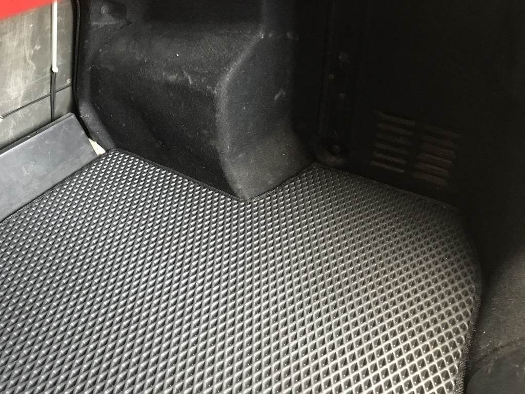 Trunk mat (EVA, black) for Chevrolet Aveo T250 2005-2011 - Reelken Auto