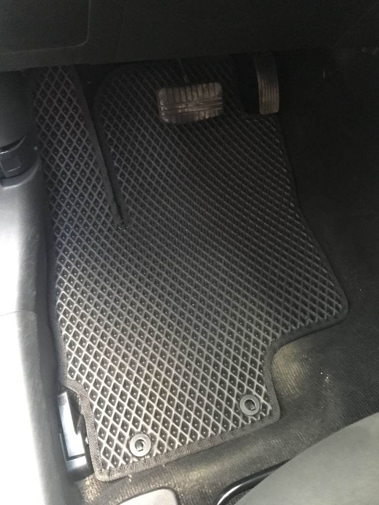 EVA mats P-HEV (black) for Mitsubishi Outlander 2012-2021 - Reelken Auto
