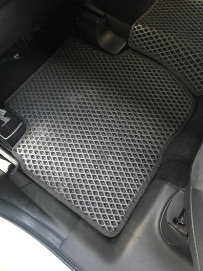 EVA Floor Mats P-HEV (black) for Mitsubishi Outlander 2012-2021 - image 3