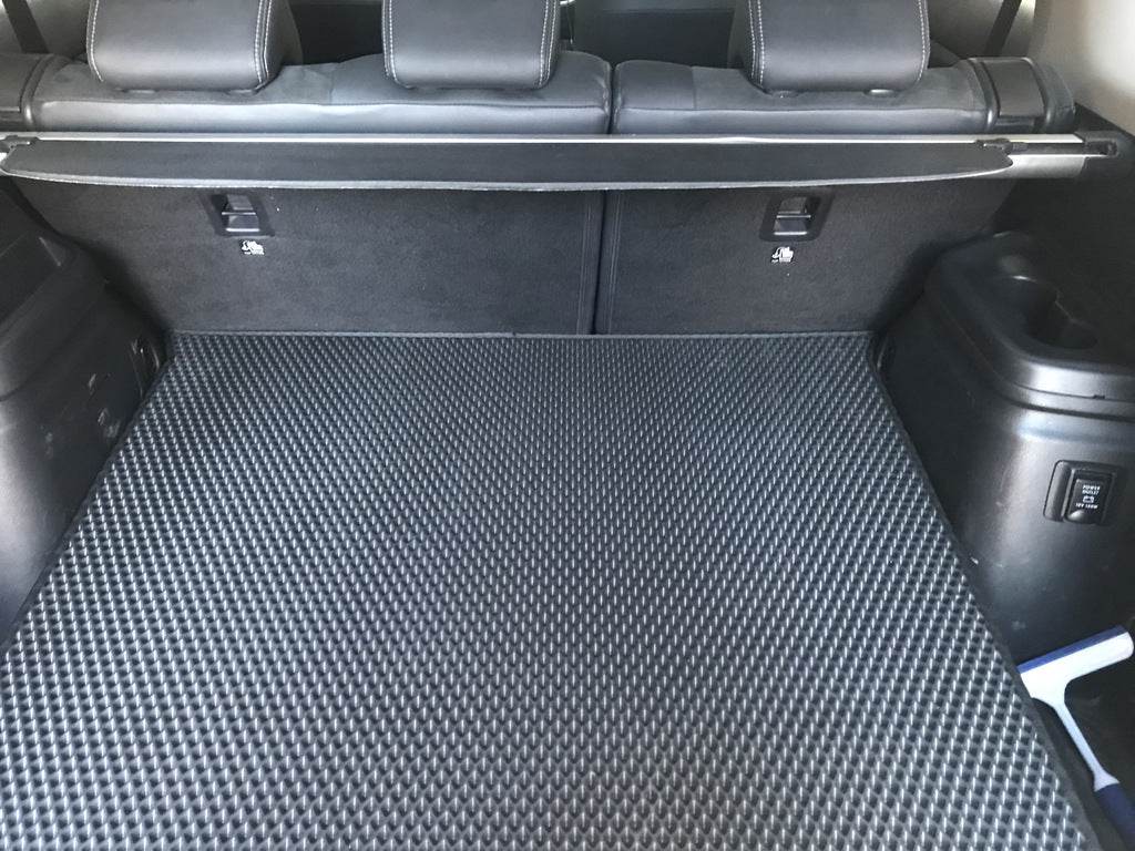 P-HEV EVA trunk mat (Black) for Mitsubishi Outlander 2012-2021 - Reelken Auto