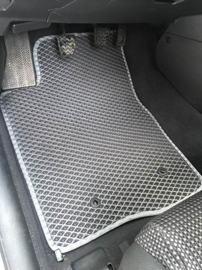 EVA mats (black) for Toyota Corolla Verso 2004-2009 - Reelken Auto