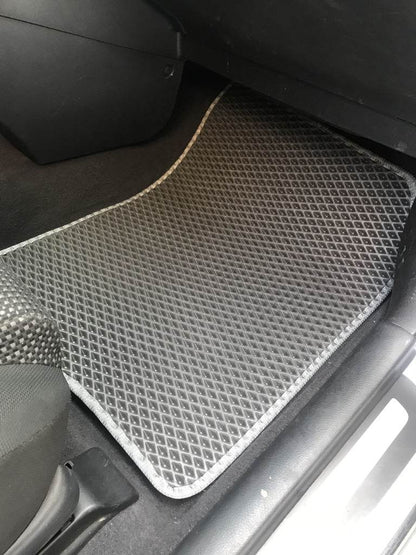 EVA mats (black) for Toyota Corolla Verso 2004-2009 - Reelken Auto