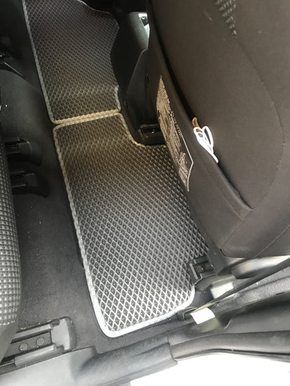 EVA Floor Mats (black) for Toyota Corolla Verso 2004-2009 - image 8