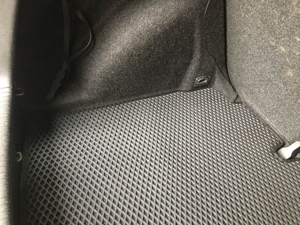 Trunk mat (HB, EVA, black) for Volkswagen Golf 5 - Reelken Auto