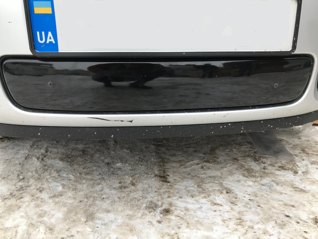 Winter cover on the grille (2007-2010, bottom) for Skoda Fabia 2007-2014 - image 2