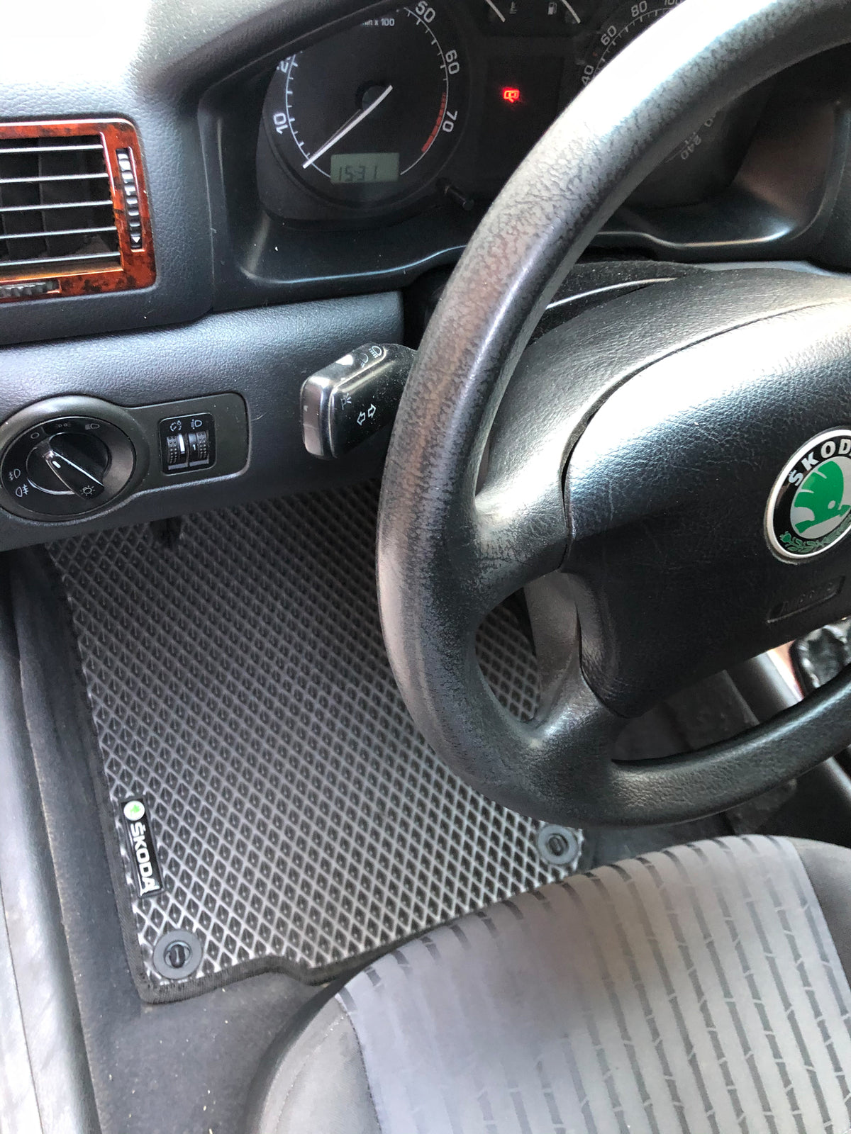 EVA Floor Mats (black) for Skoda Octavia I Tour A4 1996-2010 - image 1