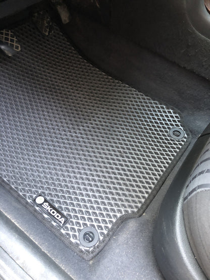 EVA Floor Mats (black) for Skoda Octavia I Tour A4 1996-2010 - image 4