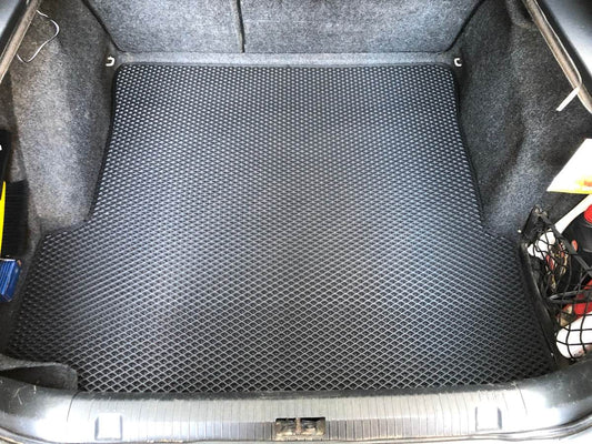Trunk mat (EVA, black) for Skoda Octavia I Tour A4 1996-2010 - Reelken Auto
