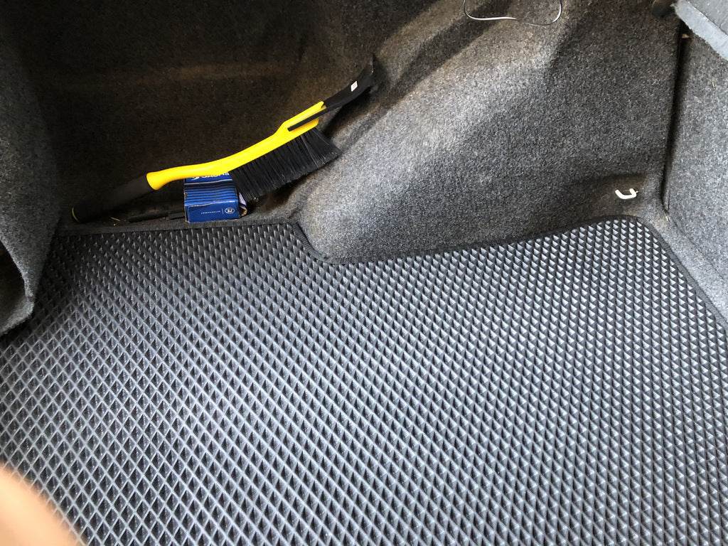 Trunk mat (EVA, black) for Skoda Octavia I Tour A4 1996-2010 - Reelken Auto