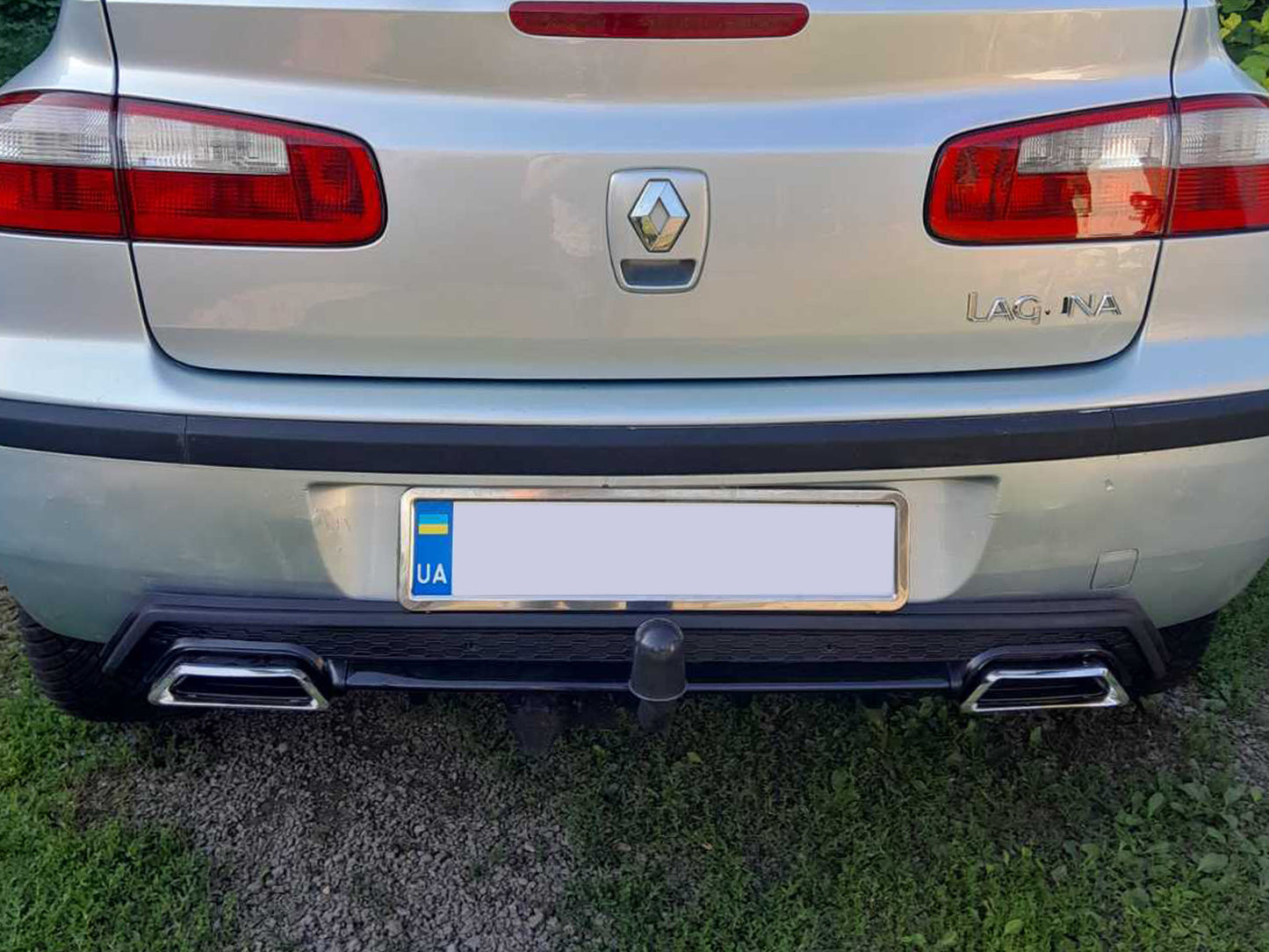 Universal Rear Diffuser DPT V-2 (ABS) (Gloss Black) - image 4