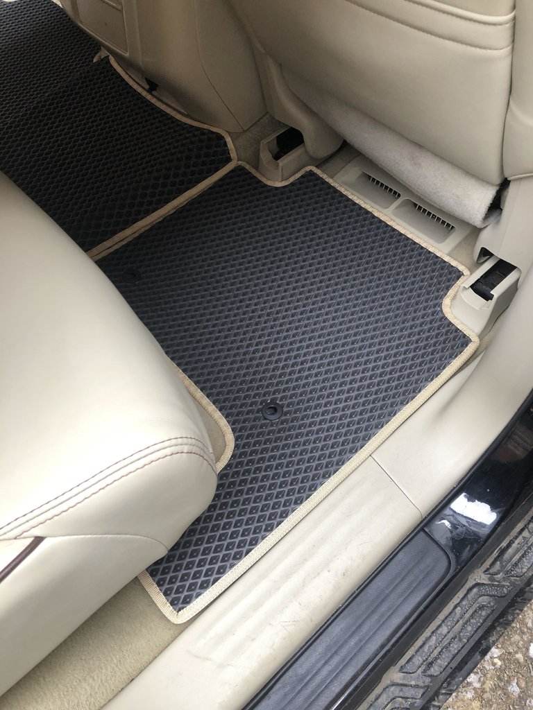 Interior mats, 3 rows (EVA, black) for Nissan Armada 2016-2024 - Reelken Auto