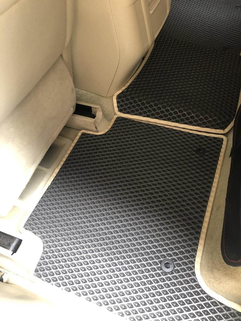 Interior mats, 3 rows (EVA, black) for Nissan Armada 2016-2024 - Reelken Auto