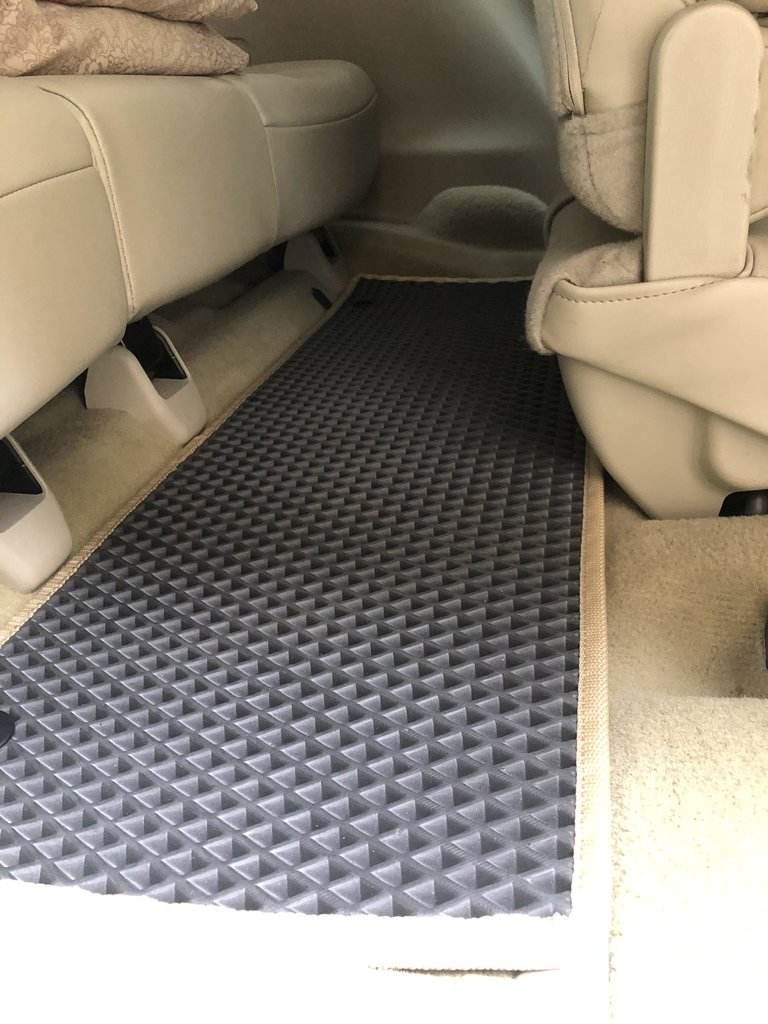 Interior mats, 3 rows (EVA, black) for Nissan Armada 2016-2024 - Reelken Auto